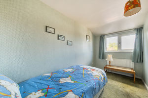 Bedroom- click for photo gallery